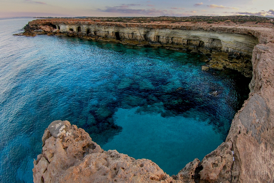 Zypern Palatia Sea Caves Hoehlen